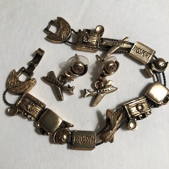 Accessories - Vintage 1990s Airplane Bracelet With Earrings🛩